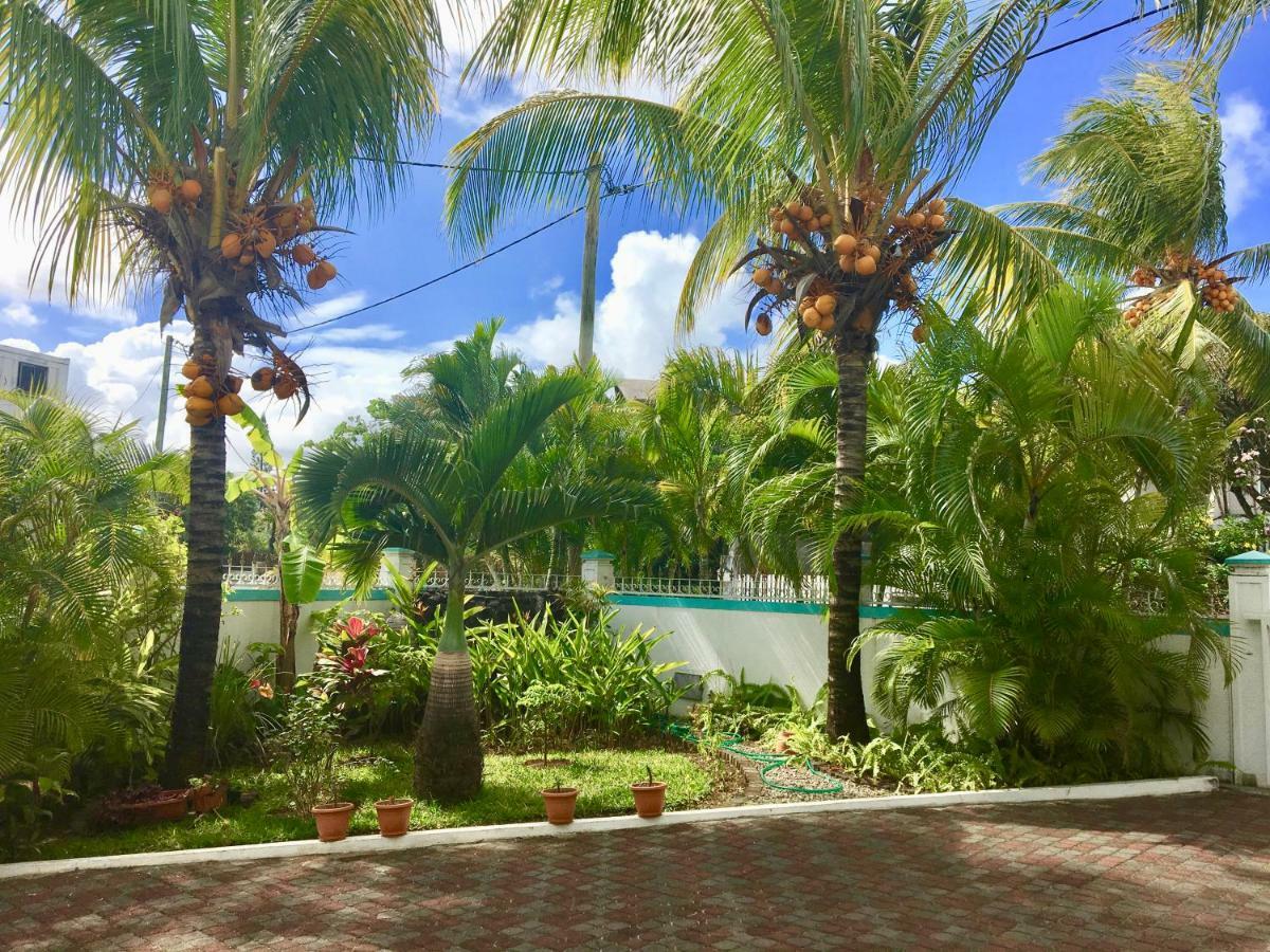 Villa Bella Charming Beachfront Guesthouse Blue Bay Eksteriør billede