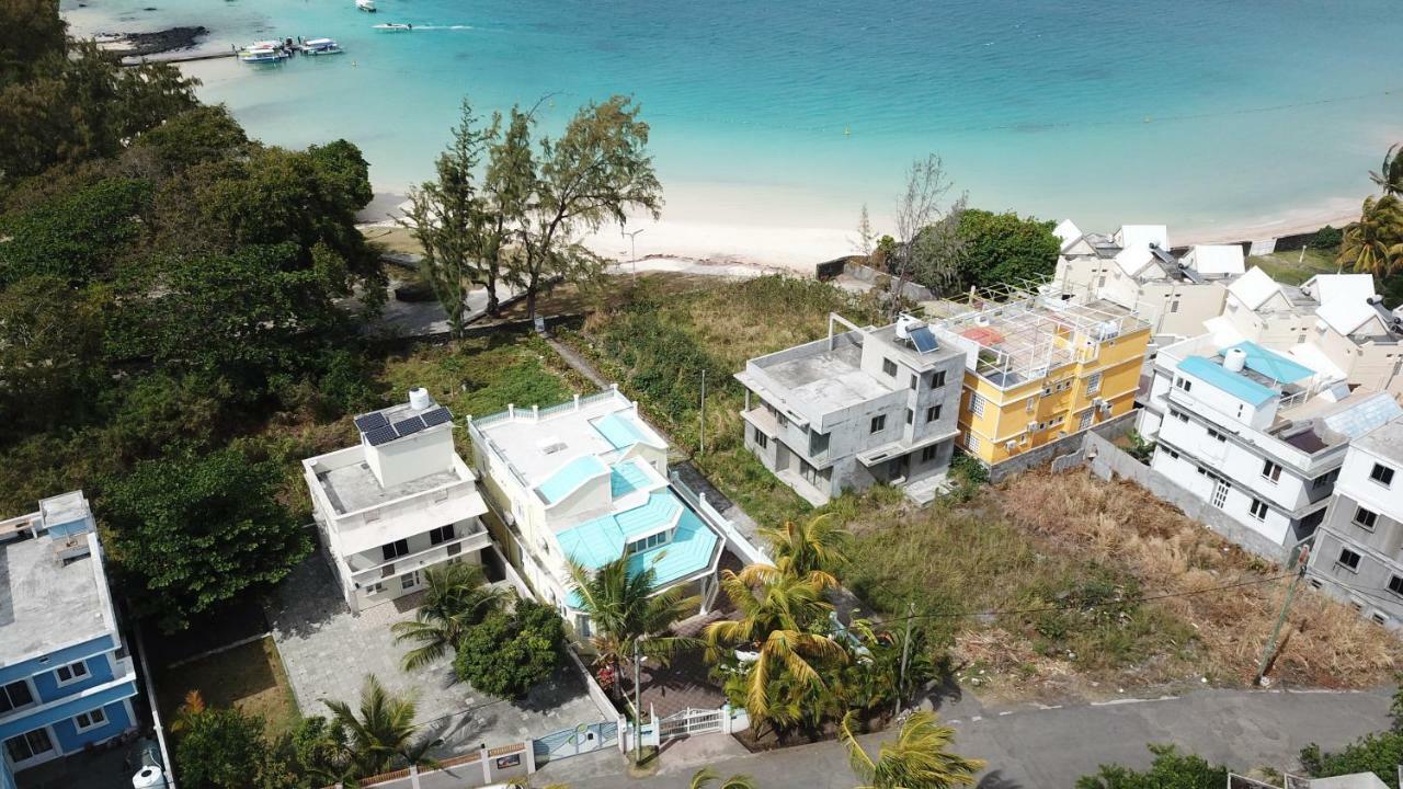 Villa Bella Charming Beachfront Guesthouse Blue Bay Eksteriør billede